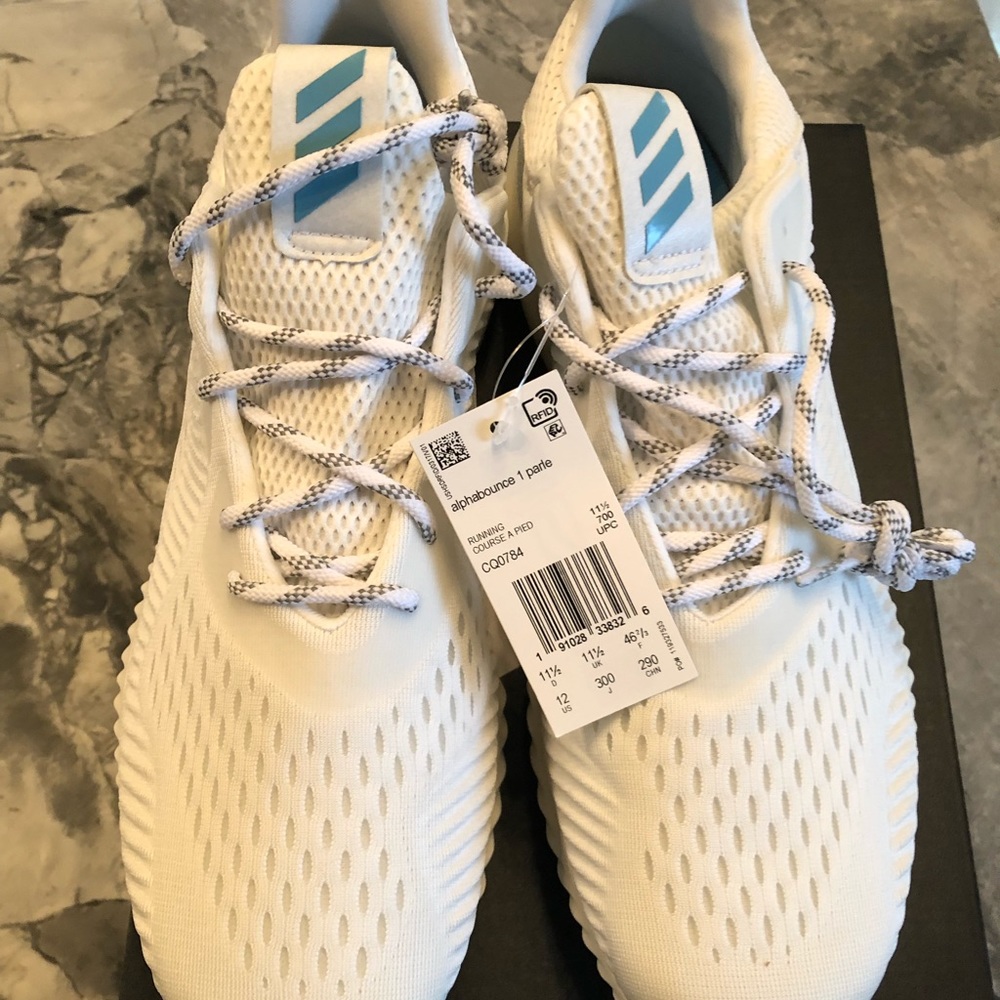 Brand new men’s alphabounce 1 parley